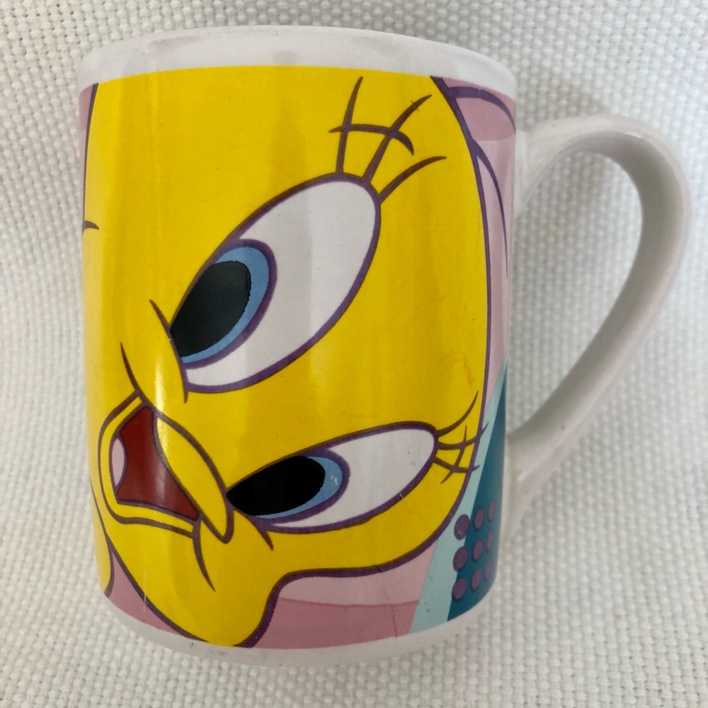 Looney Tunes Tweety Bird Ceramic Coffee Mug  Yellow Vintage